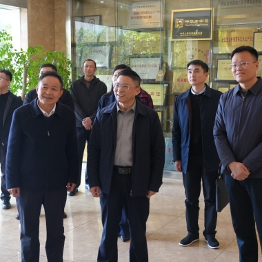 江西財(cái)經(jīng)職業(yè)學(xué)院黨委書(shū)記李松志一行蒞臨仙客來(lái)調(diào)研