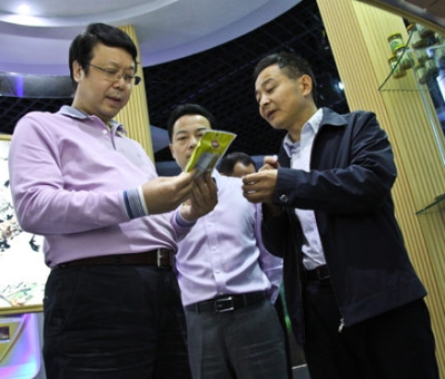 九江市委常委、副市長趙玉剛蒞臨仙客來公司調研