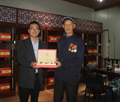 仙客來(lái)黨支部成功舉辦“追憶戰(zhàn)火歲月 致敬抗戰(zhàn)老兵”主題教育活動(dòng)