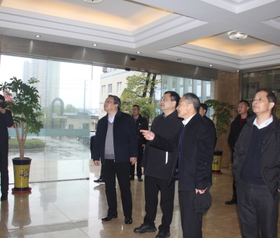 江西省委統(tǒng)戰(zhàn)部副部長(zhǎng)、省民宗局局長(zhǎng)曹國(guó)慶蒞臨仙客來公司調(diào)研民族團(tuán)結(jié)進(jìn)步創(chuàng)建示范工作