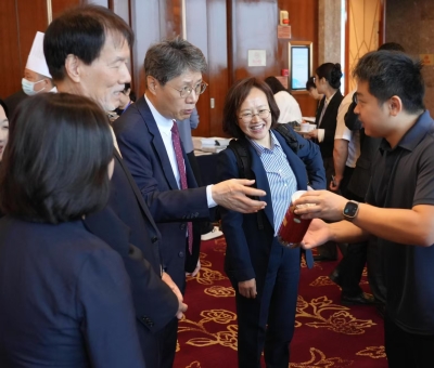 中韓地方政府交流研討會(huì) 仙客來(lái)靈芝受邀參加 &mdash;展現(xiàn)中華靈芝文化 增進(jìn)中韓友好交流